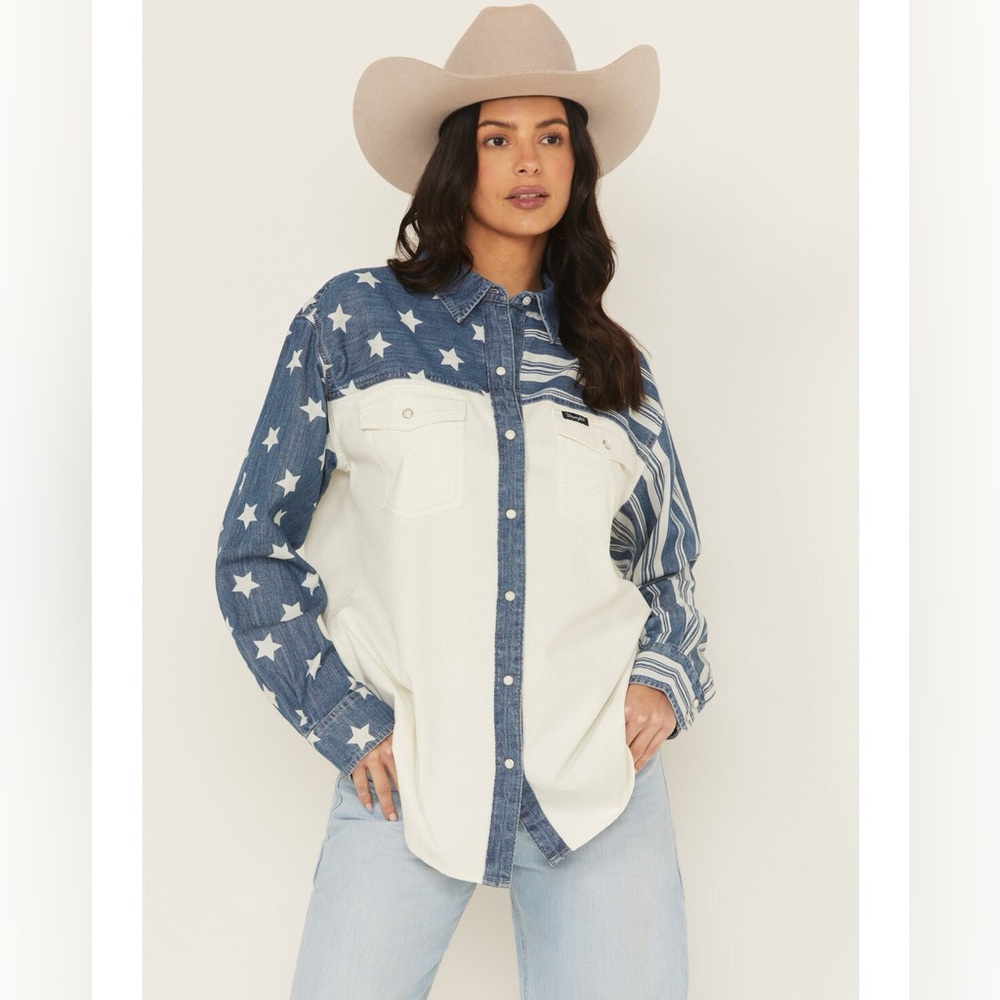 NWT Wrangler Retro Stars & Stripes Pearl Snap Button Down Western Patriotic